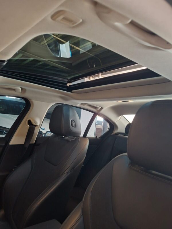 BMW Serie 3 2024 - Image 4