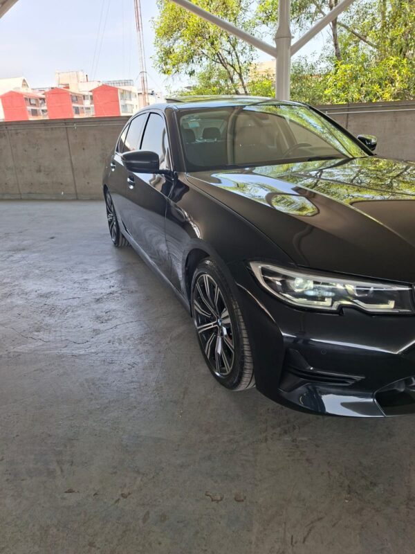 BMW Serie 3 2024 - Image 8