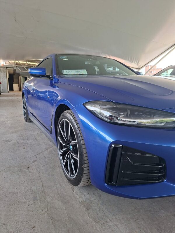 BMW i4  E drive 40 - Image 13