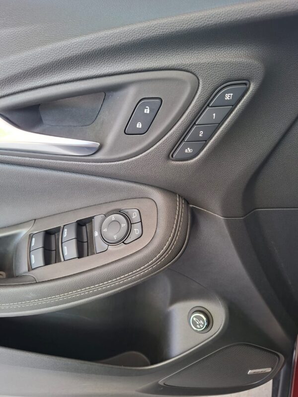 Buick Encore GX 2023 - Image 8