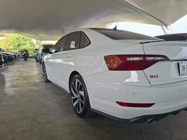 Jetta GLI 2021 - Image 10
