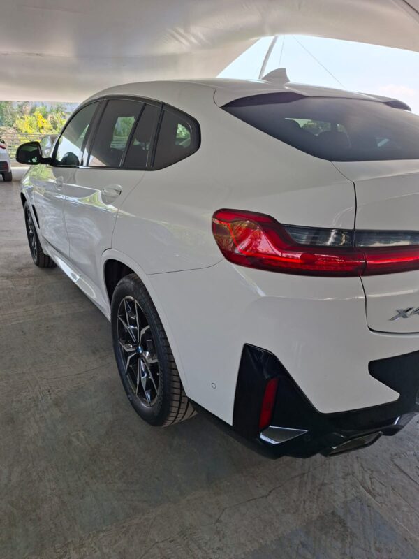 BMW X4 2024 - Image 10