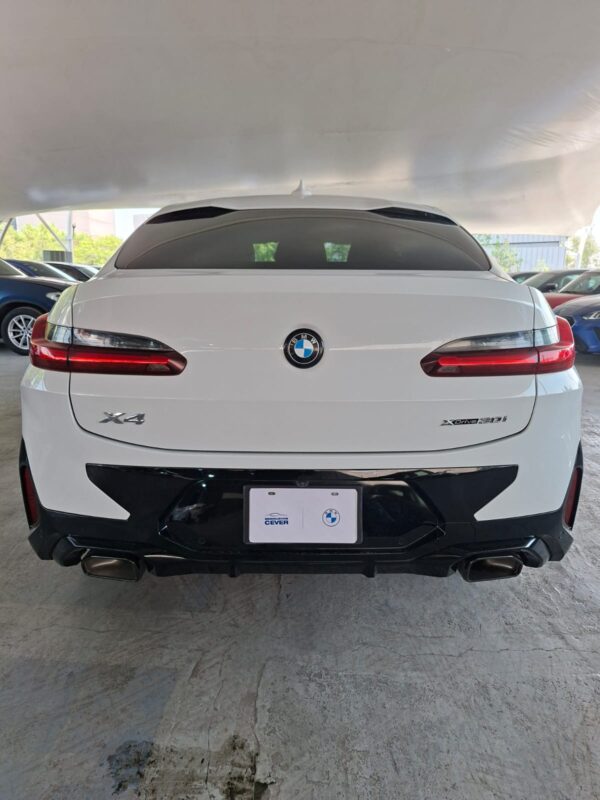 BMW X4 2024 - Image 12