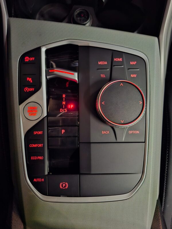 BMW 320 2024 - Image 5