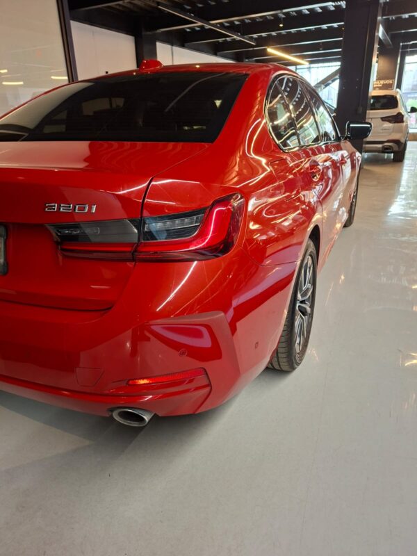 BMW 320 2024 - Image 9
