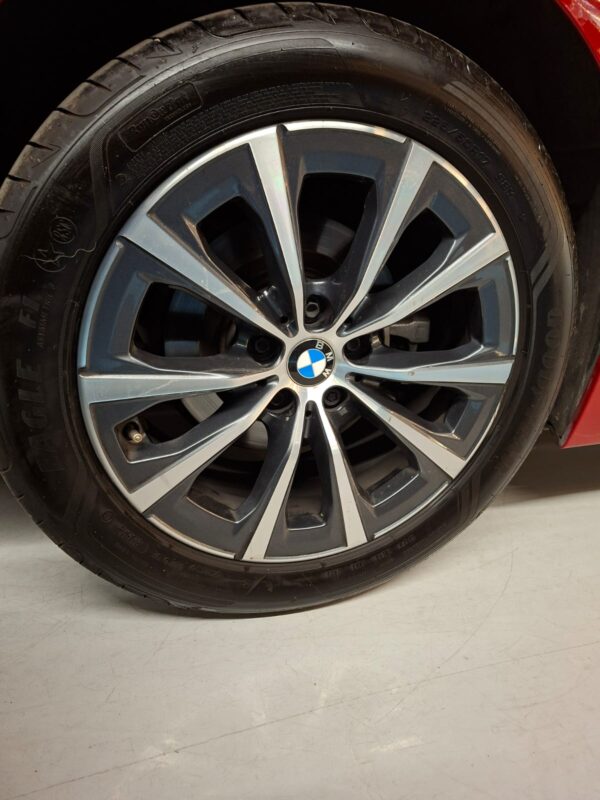 BMW 320 2024 - Image 14
