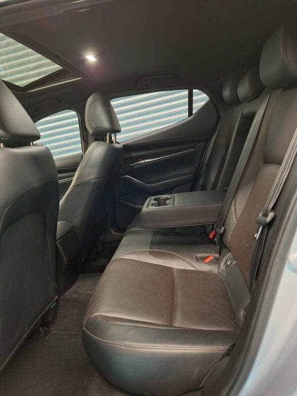 Mazda 3 HB Grand Touring 2023 - Image 4