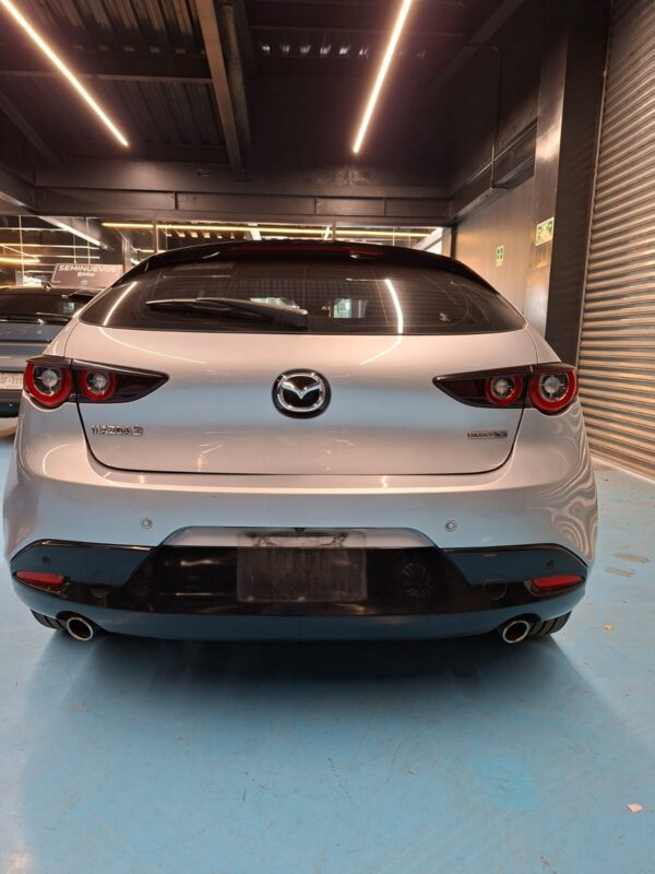 Mazda 3 HB Grand Touring 2023 - Image 12