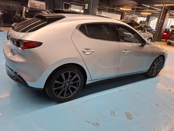 Mazda 3 HB Grand Touring 2023 - Image 15