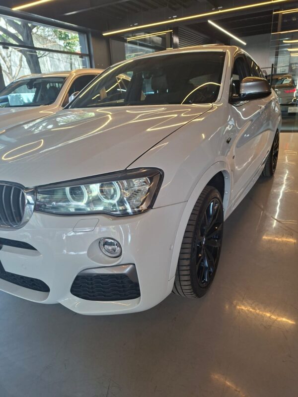 BMW X4 M40 2017 - Image 14