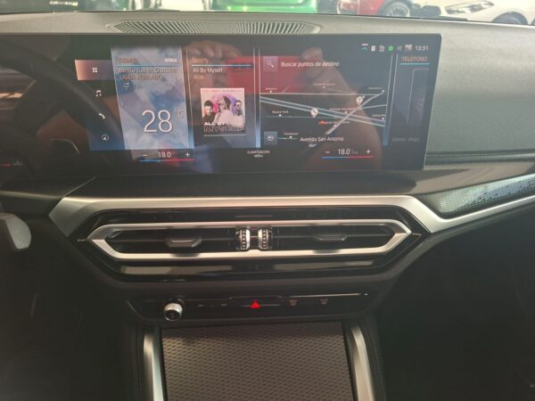 BMW M240 2024 - Image 13