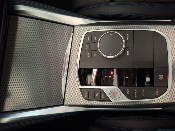 BMW M240 2024 - Image 16
