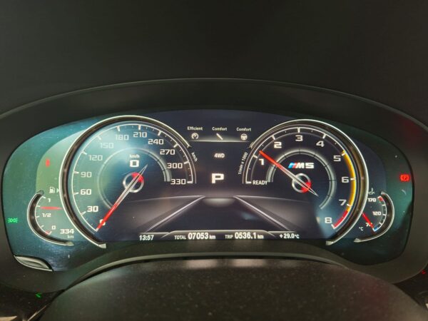 BMW M5 2019 - Image 10